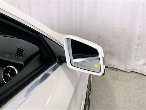 Used 2019 Mercedes-Benz CLA 250 4MATIC image 11