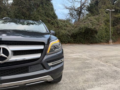 Used 2016 Mercedes-Benz GL 450 4MATIC image 16