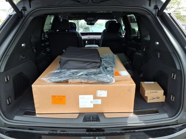 New 2026 Cadillac Escalade IQ Sport 1 w/ LPO, ONYX Package AWD/4WD image 19