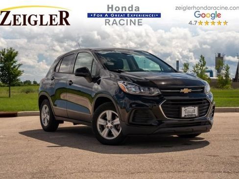 Used 2020 Chevrolet Trax LS w/ Tint and Cruise Package FWD image 1