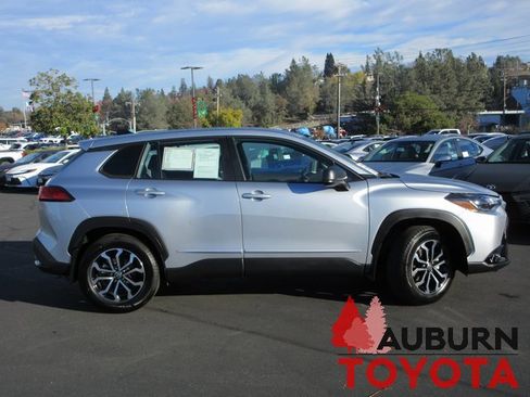 Certified 2025 Toyota Corolla Cross AWD Hybrid image 3