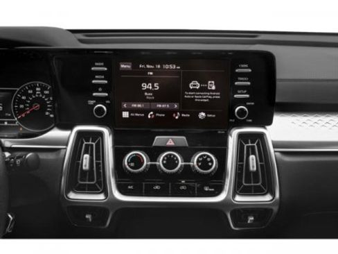 Used 2023 Kia Sorento LX image 13