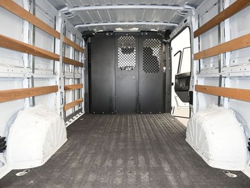 Used 2023 RAM ProMaster 2500 FWD image 11