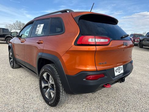 Used 2015 Jeep Cherokee Trailhawk w/ Trailer Tow Group AWD/4WD image 8