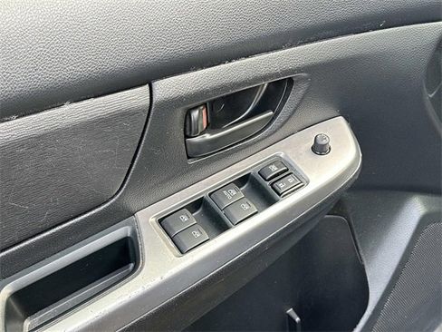 Used 2017 Subaru Crosstrek 2.0i image 17