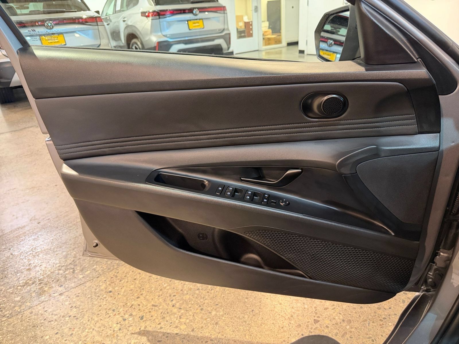Used 2026 Hyundai Elantra Sport FWD image 18