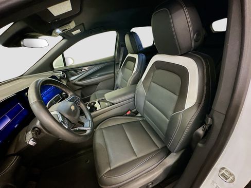 Used 2024 Chevrolet Blazer EV LT AWD/4WD image 13