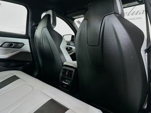 Used 2022 BMW M3 Executive 6-Speed Manual w/ M Carbon Exterior Package image 28