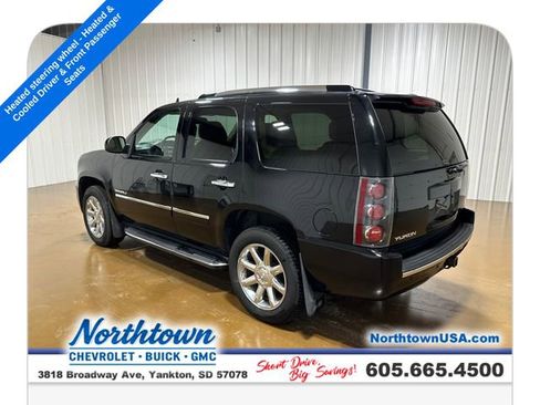 Used 2013 GMC Yukon Denali AWD/4WD image 3