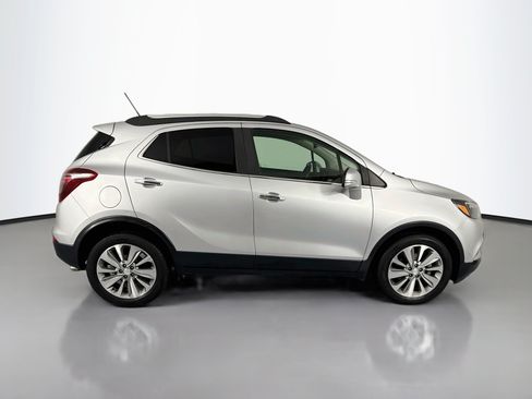 Used 2018 Buick Encore Preferred FWD image 4