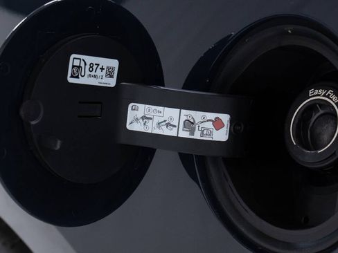 Used 2024 Ford Mustang Dark Horse image 17