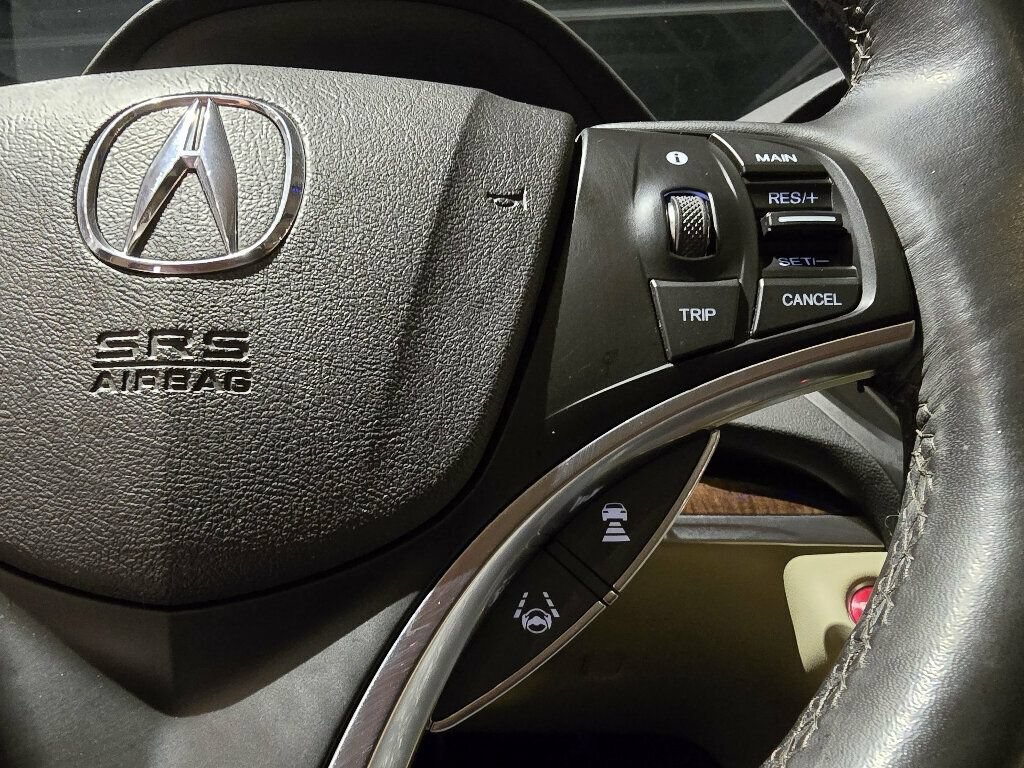 Used 2017 Acura MDX w/ Technology Package AWD/4WD image 13