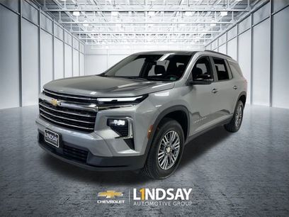 Certified 2025 Chevrolet Traverse LT