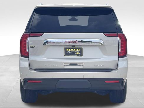 Used 2023 GMC Yukon SLE AWD/4WD image 4