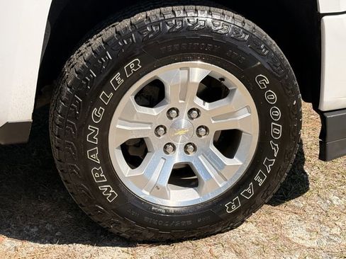 Used 2017 Chevrolet Silverado 1500 LT w/ All Star Edition image 8