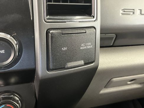 Used 2019 Ford F250 XLT w/ Camper Package image 20