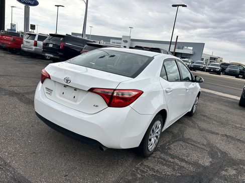 Used 2019 Toyota Corolla LE FWD image 5