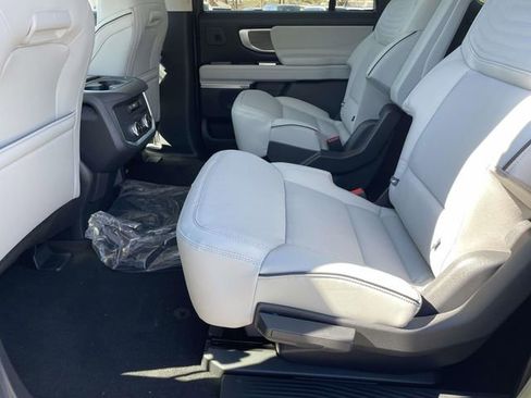 New 2026 Ford Expedition Max Platinum w/ Platinum Ultimate Package image 19