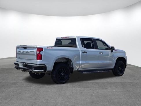 Used 2019 Chevrolet Silverado 1500 Custom Trail Boss w/ Custom Convenience Package AWD/4WD image 5