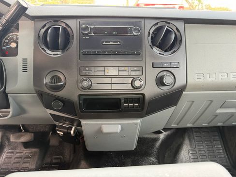 Used 2014 Ford F250 XL image 32