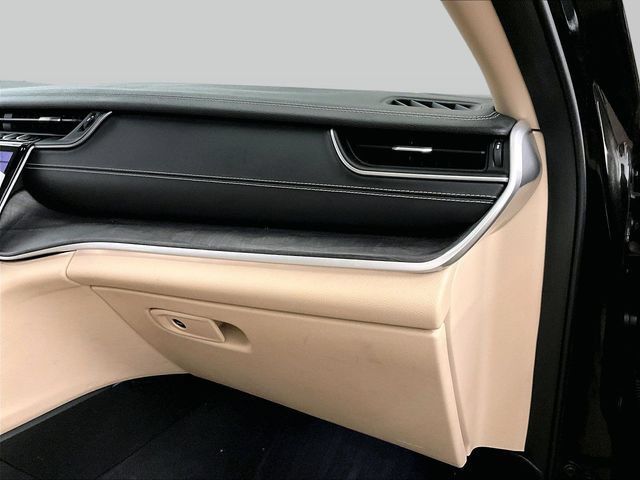 Used 2021 Jeep Grand Cherokee L Limited AWD/4WD image 15