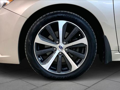 Used 2015 Subaru Legacy 3.6R Limited image 10