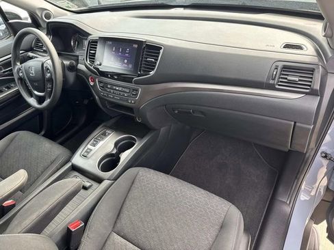 Certified 2023 Honda Ridgeline Sport image 12