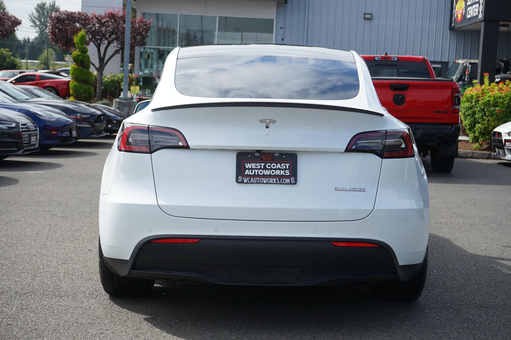 Used 2022 Tesla Model Y Performance AWD/4WD image 4
