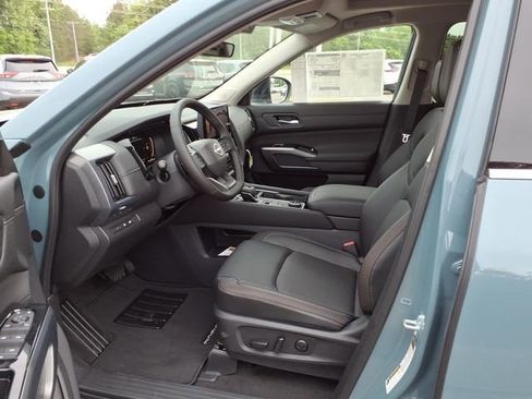 New 2026 Nissan Pathfinder SL AWD/4WD image 6