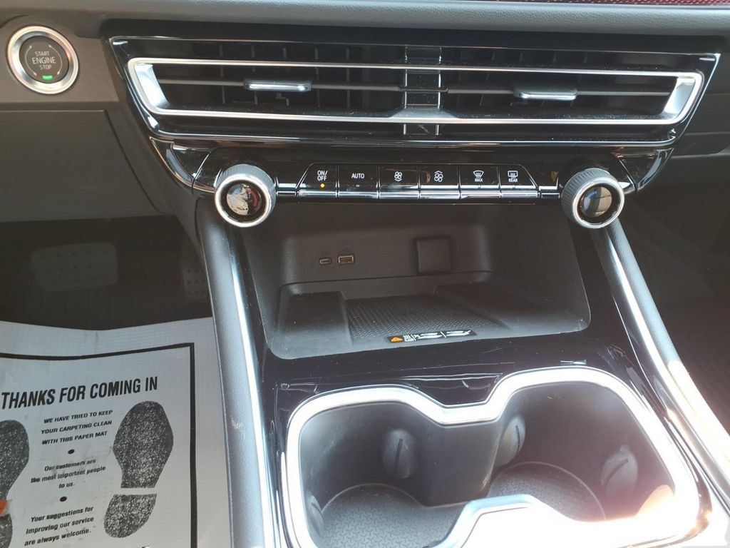 Used 2025 Chevrolet Traverse RS w/ LPO, Floor Liner Package AWD/4WD image 24