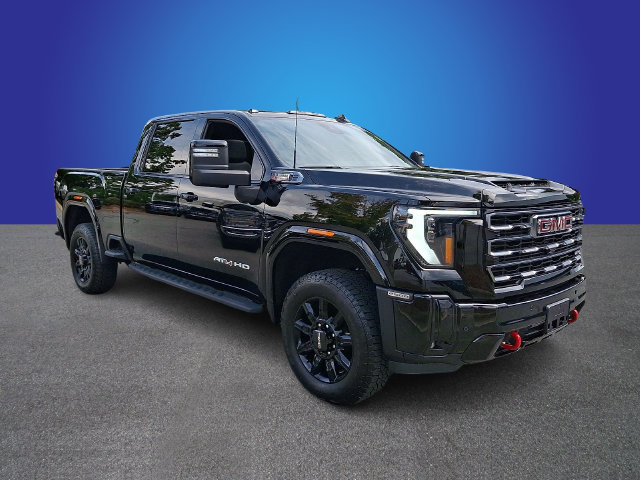 Used 2025 GMC Sierra 2500 AT4 w/ AT4 Premium Plus Package AWD/4WD image 3