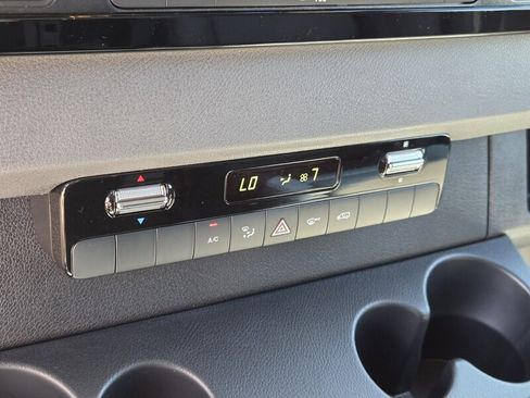 New 2025 Mercedes-Benz Sprinter 2500 image 33