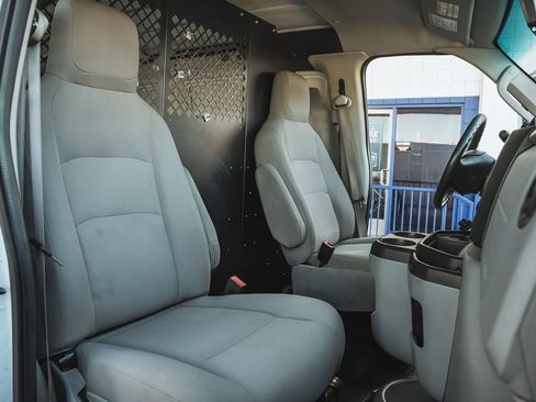 Used 2013 Ford E-150 and Econoline 150 w/ PWR Group image 16