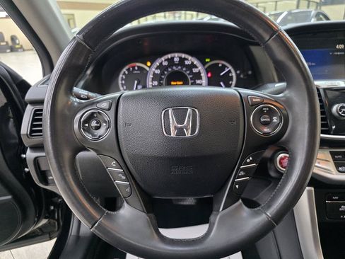 Used 2014 Honda Accord Touring image 27