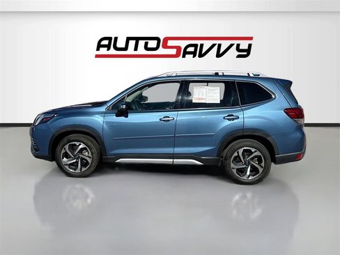 Used 2022 Subaru Forester Touring image 4