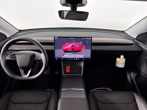 Used 2026 Tesla Model Y Long Range image 27