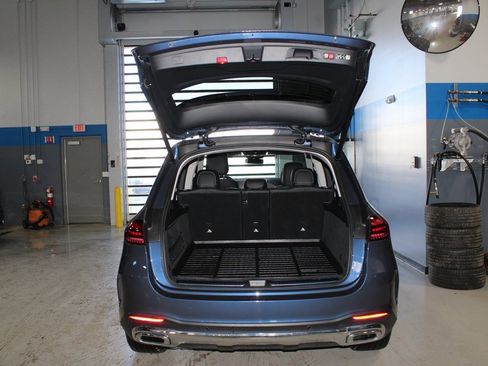 Used 2025 Mercedes-Benz GLE 450 4MATIC image 46