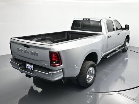 New 2026 RAM 3500 Tradesman AWD/4WD image 33