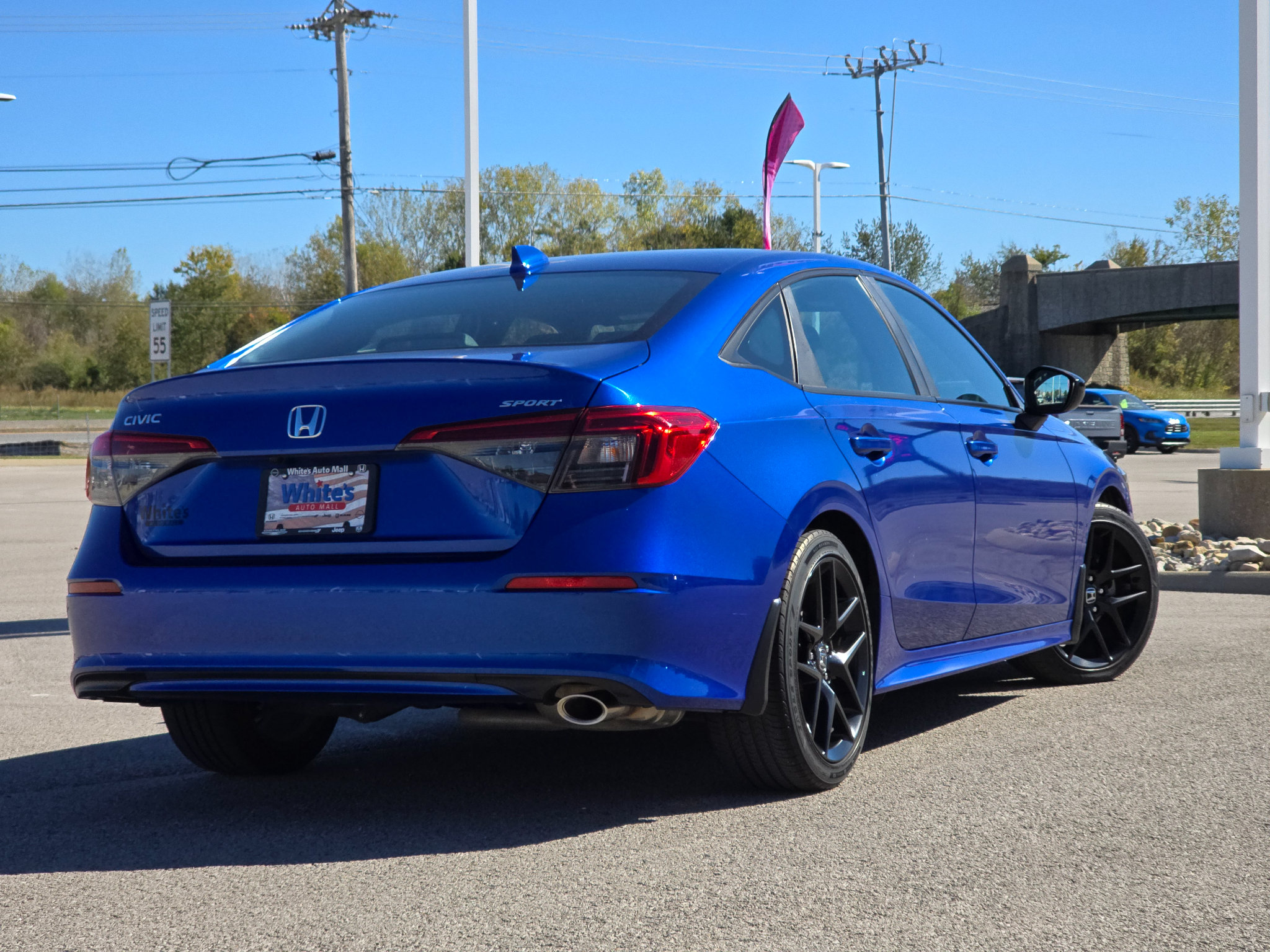 Used 2022 Honda Civic Sport image 2