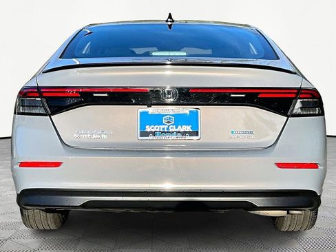 Used 2025 Honda Accord Sport image 7