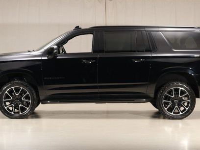 Used 2023 Chevrolet Suburban RST w/ Sport Performance Package