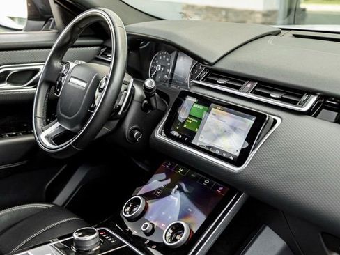 Used 2020 Land Rover Range Rover Velar R-Dynamic S image 29