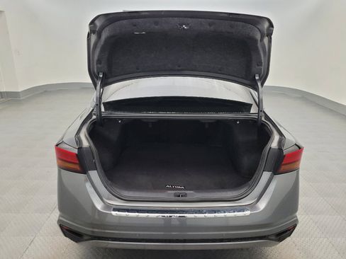 Used 2023 Nissan Altima 2.5 SV FWD image 29