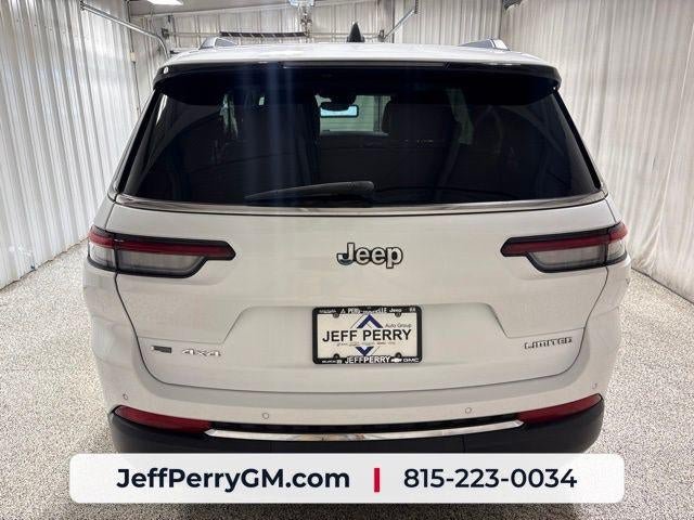 Used 2022 Jeep Grand Cherokee L Limited AWD/4WD image 4