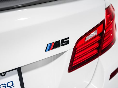 Used 2014 BMW M5 Competition image 15