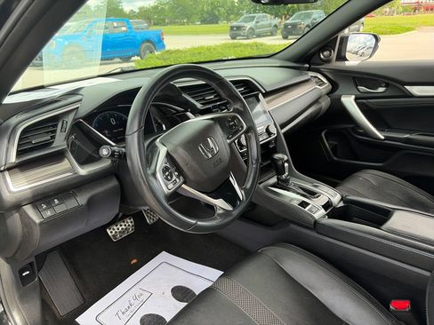 Used 2020 Honda Civic Touring image 16