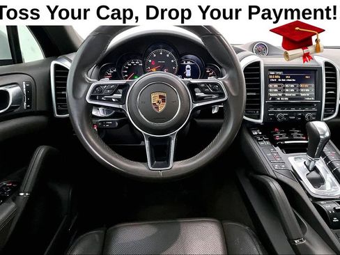 Used 2016 Porsche Cayenne AWD/4WD image 6
