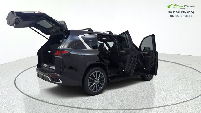 Used 2022 Lexus LX 600 F Sport w/ Accessory Package (Z1) AWD/4WD image 18