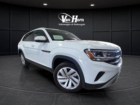 Used 2020 Volkswagen Atlas Cross Sport SE w/ Towing Package AWD/4WD image 1