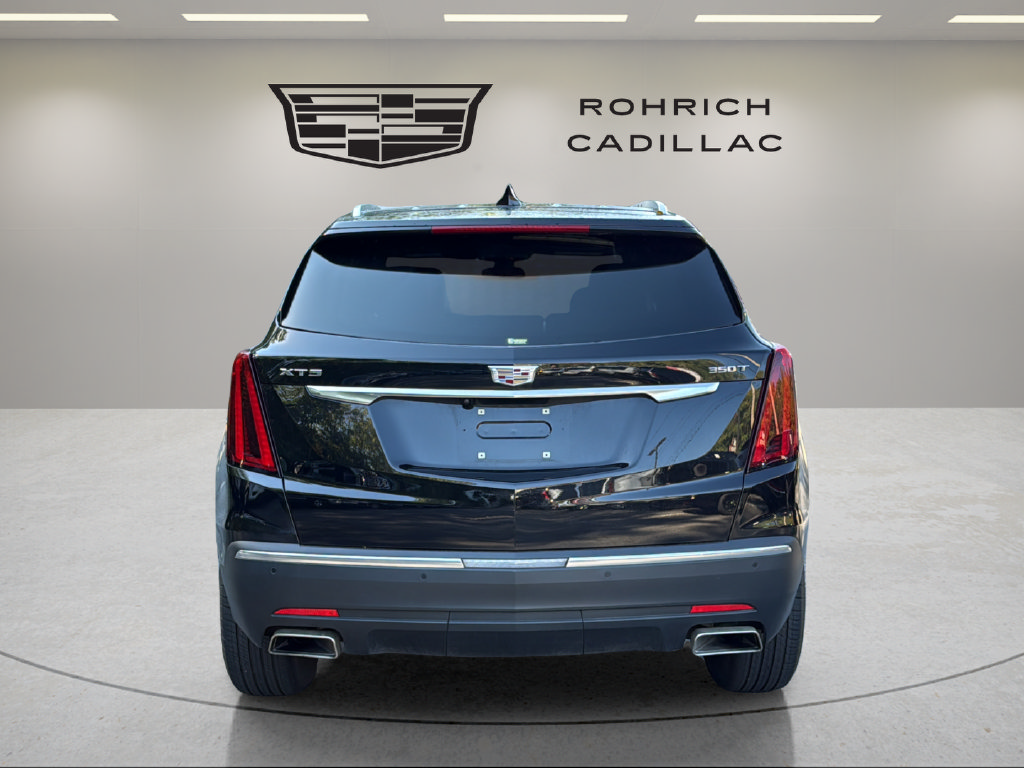 Certified 2025 Cadillac XT5 Luxury FWD image 6